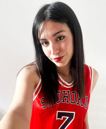 Camilanga Creadora de contenido. Trabajamos juntos para llevar un ritmo de videos constantes tanto para Youtube como para sus otras redes