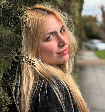 LaElfa Creadora de Contenido. Trabajamos juntos para sacar videos de Youtube resumiendo sus streams semanalmente.